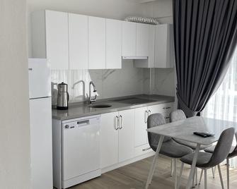 Ege Aparts - Fethiye - Keittiö