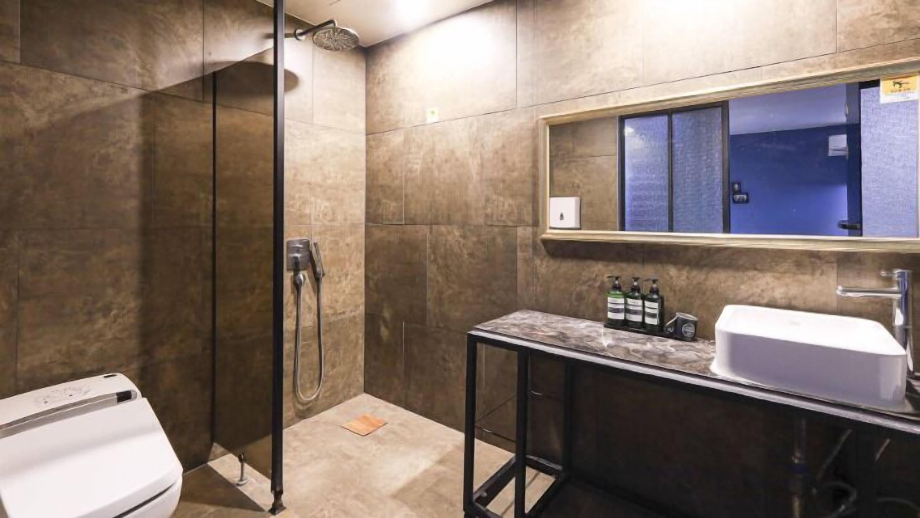 2 Heaven Hotel - Busan