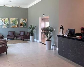 Hotel Gran Carlo - Taubaté - Front desk