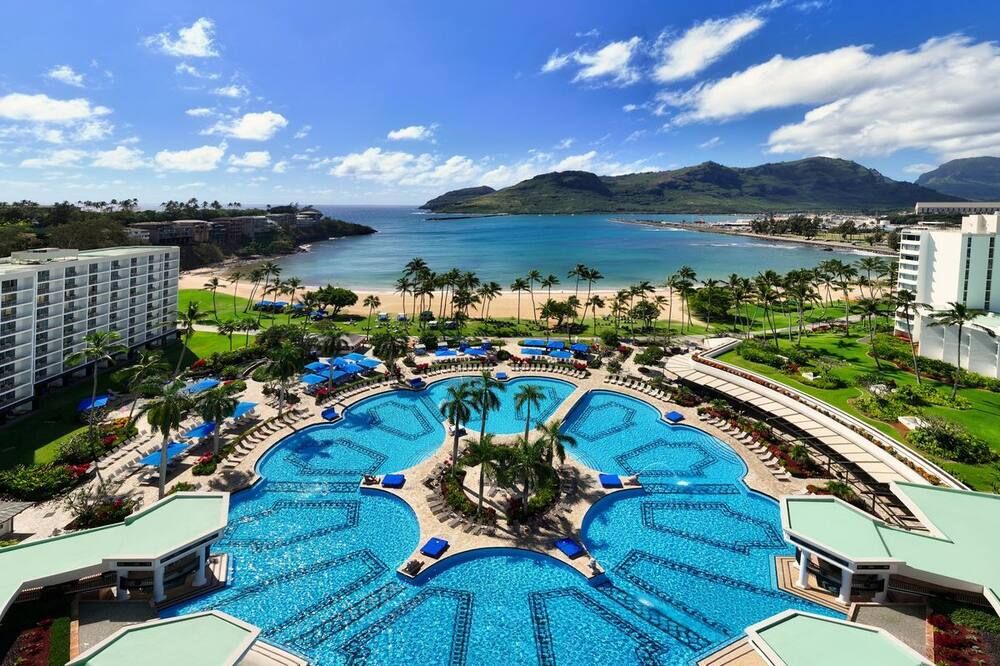 Experience Soothing Moments & Luxury! Parking, Outdoor Pool, Shuttle Service! - Lihue - Svømmebasseng