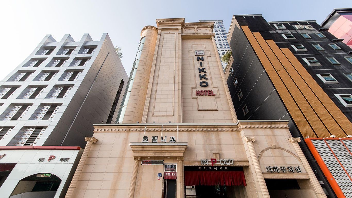 Nikko Hotel