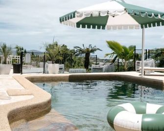 Victoria Street Boutique Hotel - Townsville - Pool