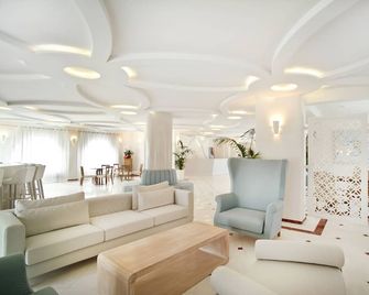 Santorini Palace - Firá