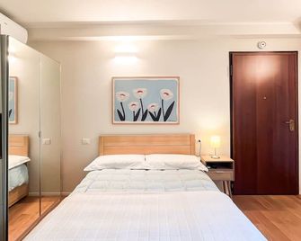 Bramantia - Perfect base to explore Milan - Μιλάνο - Κρεβατοκάμαρα