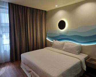 Oceania Hotel - Kota Kinabalu - Bedroom