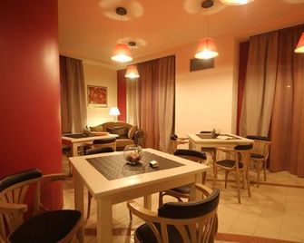 Palace Hotel Una Nuova Strada - Nocera Terinese - Restaurant