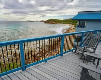 Regatta’s Island Time Getaway - Saint Thomas Island - Balcón