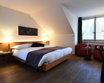 Hotel & Restaurant Sternen Muri Bei Bern - Bern - Bedroom
