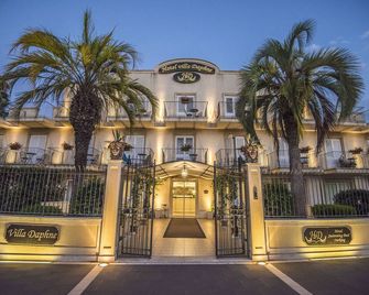 Villa Daphne - ג'יארדיני נאקסוס - בניין