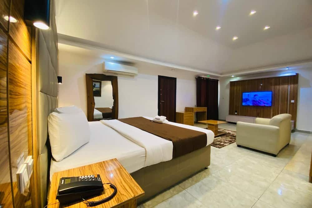 Presken Hotel Victoria Island, Bishop Oluwole thumbnail 3