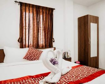 Rd Hotel - Erode - Chambre
