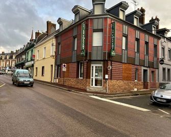 chambres d'hotes du colvert - Forges-les-Eaux - Budova