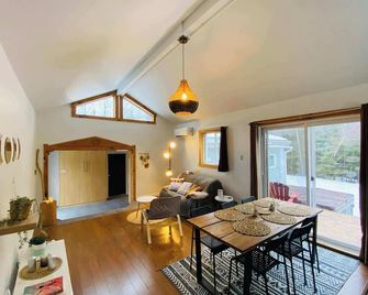 Spa and River - Le Petit Cocon - Château-Richer