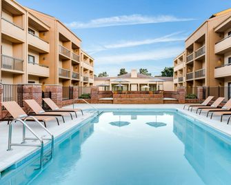 Courtyard by Marriott Raleigh Cary - Cary - Uima-allas