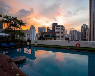 Grand Mercure Bangkok Asoke Residence - Bangkok - Pool