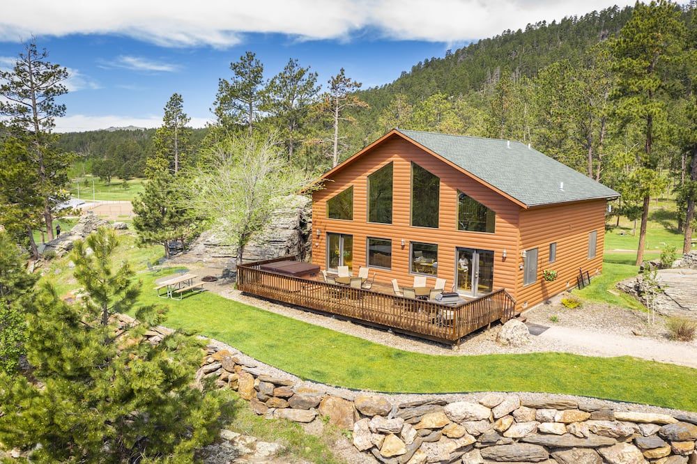 Lodge AT Palmer Gulch - Hill City