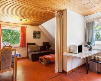 Ferienwohnungen Lindenhof - Hildfeld - Salon