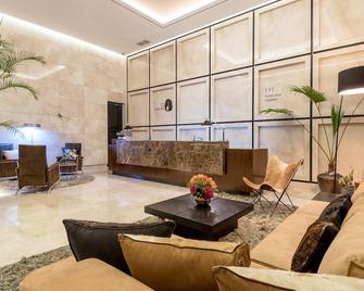 Hotel The Designers Lyj Gangnam Premier - Seoul - Lobby