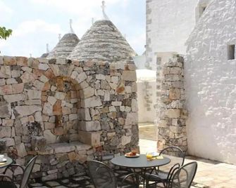 Masseria Serralta - Locorotondo - Patio