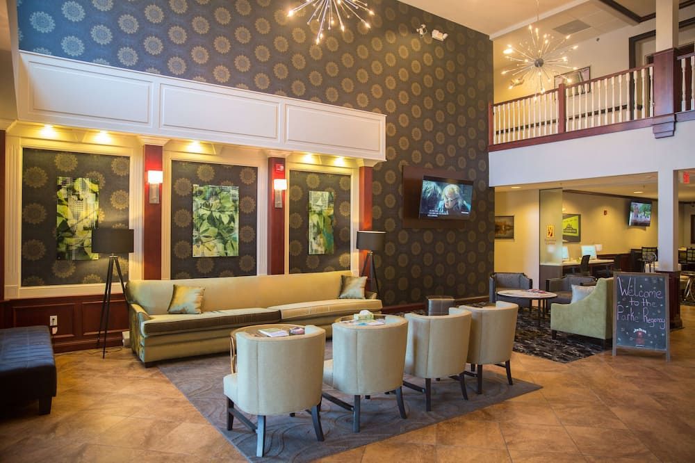 Parke Regency Hotel & Conference Center - Bloomington - Oleskelutila