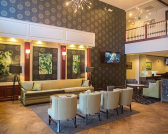 Parke Regency Hotel & Conference Center - Bloomington - Lounge