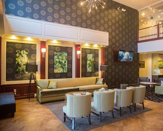 Parke Regency Hotel & Conference Center - Bloomington - Oleskelutila