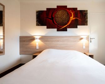 Kyriad Direct Brignoles - Provence Verte - Brignoles - Schlafzimmer
