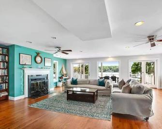 Oasis by the Bay - Waterfront Heated Pool Hot Tub - Annapolis - Sala de estar