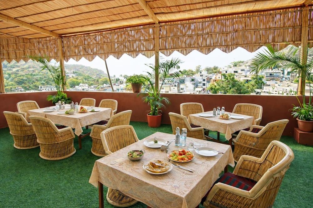 Hotel Ashoka (Nakki Lake - 450 Metre) - Mount Abu - Restaurant