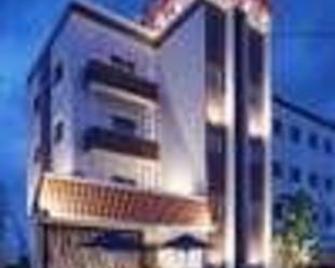 Centurion Hotel Resort Okinawa Nago City - Nago - Bina