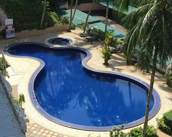 Sri Sayang Service Apartment - Batu Ferringhi - Pool