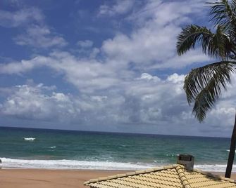 House in front of the Sea (Pe na Areia) - Lauro de Freitas - Beach