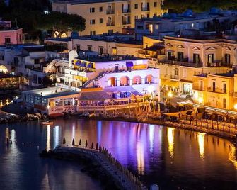Hotel La Sirenella - Lacco Ameno