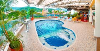 Hotel Villavicencio Plaza - วิลลาวีเซนซีโอ - สระว่ายน้ำ