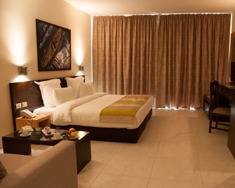 The Parisian Hotel - Beirut - Camera da letto