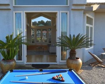 Luxury Modern Chateau near wineries & beaches - Fallbrook