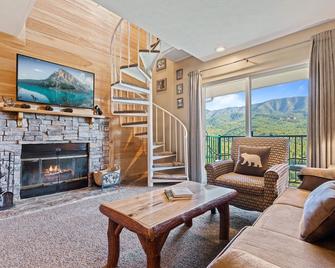 Deer Ridge Mountain Resort By Jmr - Gatlinburg - Living room