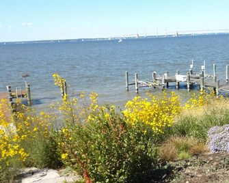 Serene Waterfront Apartment on Kent Island - Stevensville - Vista del exterior