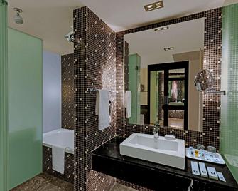 Comfort Inn Sunset - Ahmedabad - Baño