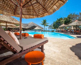 Antsanitia Resort - Mahajanga - Pool