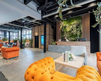Neptuno Aparthotel - Calella - Lobby