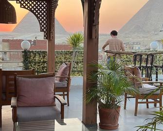 Jimmy Pyramids Hotel - Le Caire - Balcon
