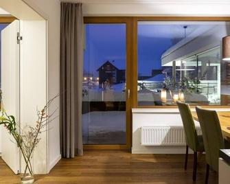 Valschena Appartements - Brand - Balcón