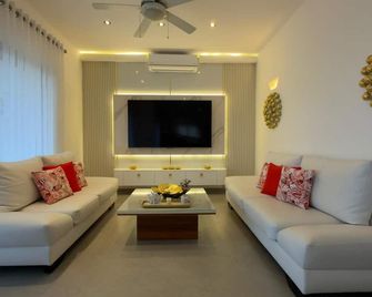 Aligio - A Quiet Retreat In Paradise - 2 Br, 2 Pools, Wifi, Ac, Private Hot Tub - Las Terrenas