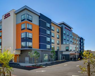 Hampton Inn & Suites Ontario Rancho Cucamonga - Rancho Cucamonga - Будівля