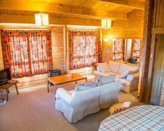 Steading Holidays - Strathconon - Tobermory - Living room
