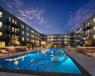 Ave Blue Bell - Short Stay Furnished Apartment - Blue Bell - Pool