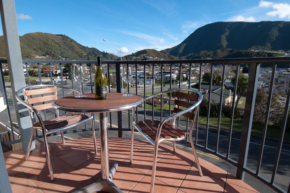 برودواي موتل