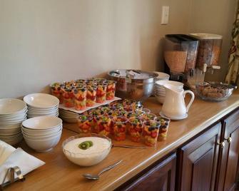 Beaufort Manor Country Lodge - Beaufort West - Buffet