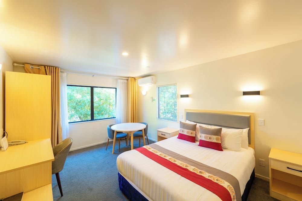 أوكلاند نيوماركت موتل